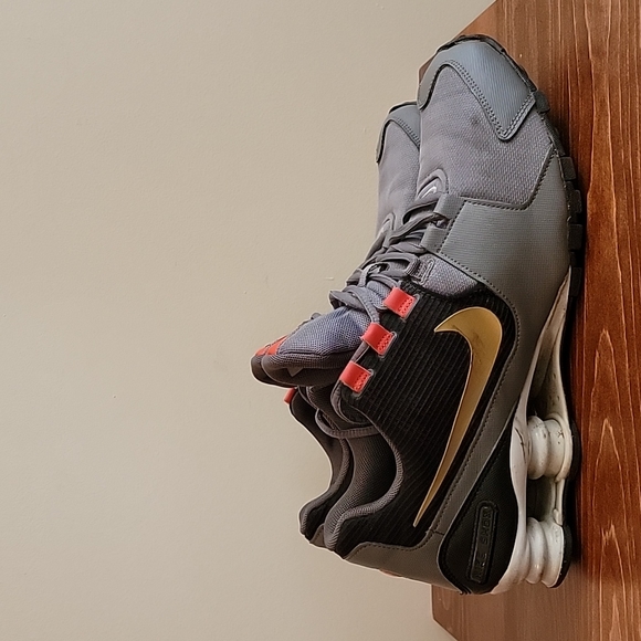 Nike Shox Avenue Sz 11.5